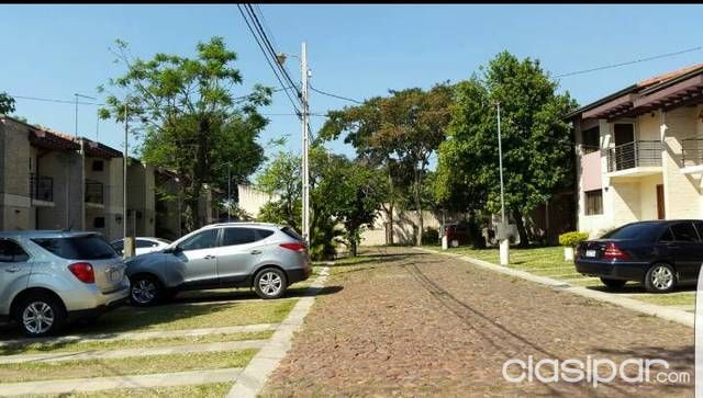 Mejor Ubicado Imposible!! Remato Cómodo Y Seguro Duplex En Lambaré — foto 3