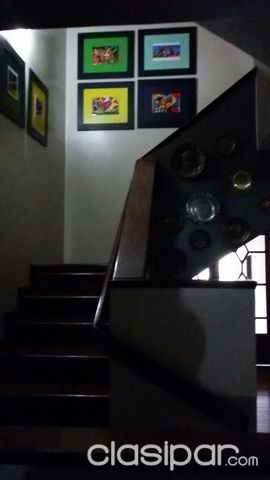 VENDO AMPLIA CASA EN ITAPUA — foto 3