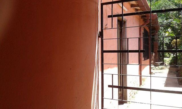 VENDO CASA EN BARRIO PALOMAR — foto 2