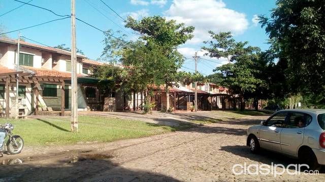 TERRENO EN SAN BERNADINO 17X35 PRÓXIMO AL LAGO — foto 3