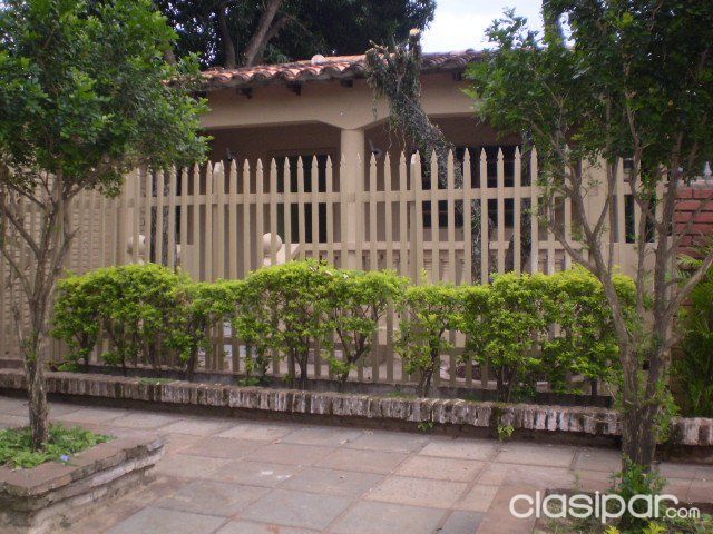 VENDO CASA EN LA CIUDAD YPANE — foto 3