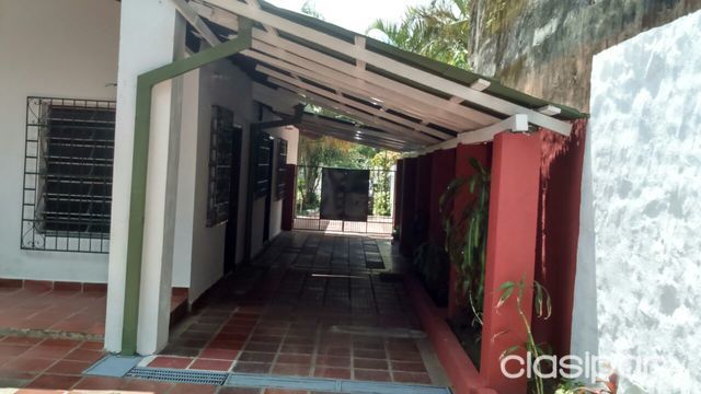 Alquilo casa sobre Avda. Presidente Peron — foto 3
