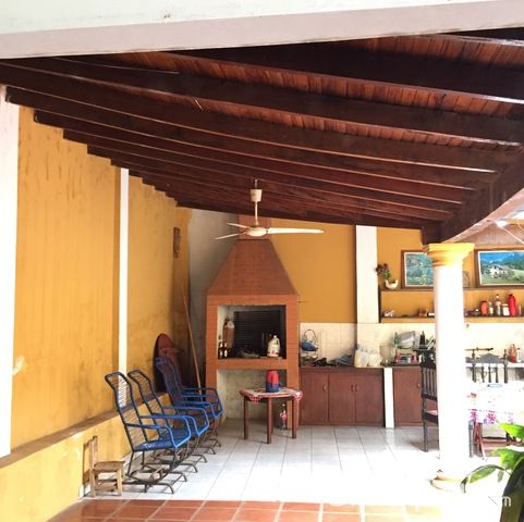 SE VENDE CASA — foto 3
