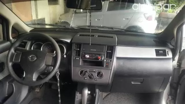 Nissan Tiida 2005 — foto 5
