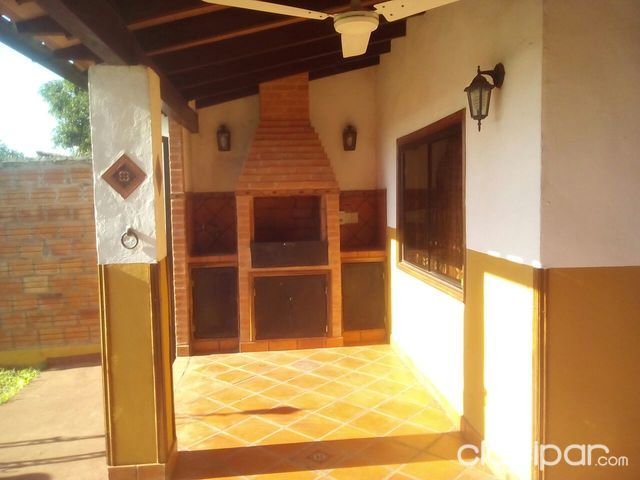 HERMOSA CASA EN NUEVA ITALIA!!!! — foto 2