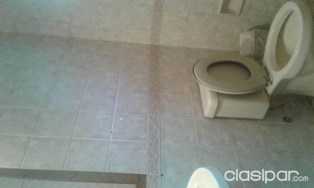 AMPLIA VIVIENDA TRANSFORMADA EN OFICINA PROX MONST. DEFENSA — foto 3