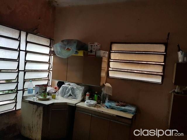 Vendo casa sobre Avda Venezuela — foto 2