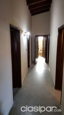 VENDO AMPLIA Y HERMOSA CASA EN BARRIO SAJONIA — foto 2