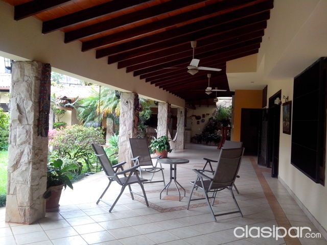 Alquilo Lujosa Residencia amoblada de 5 hab. en suite – Los Laureles — foto 3