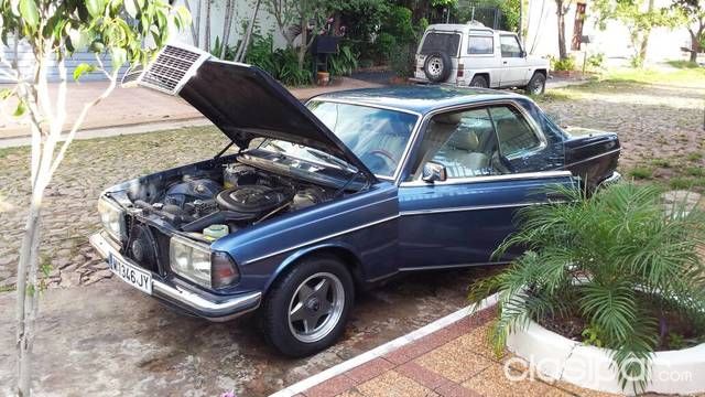 Clásico deportivo Mercedes Benz — foto 3