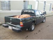 Camioneta Mitsubishi L200 2000