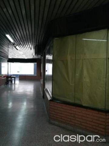 Se alquila local sobre Montevideo casi Oliva — foto 2