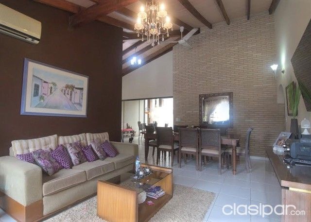 Se Venden Hermosa Casa de 420 m2. en Lambaré, Barrio Kennedy (Dpto. Central) — foto 2
