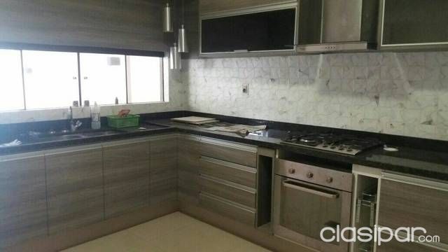 ALQUILO AMPLIA RESIDENCIA EN BARRIO JARA!!!! — foto 2