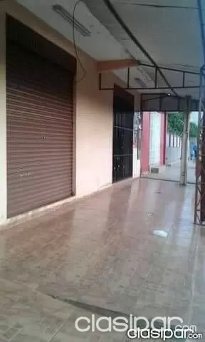 Vendo Casa Con Salones Comerciales y Departa — foto 3