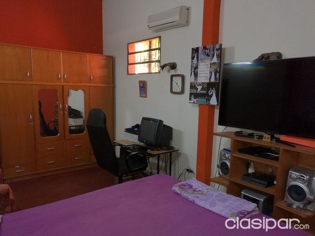 VENDO CASA A MEDIA CUADRA DE AVDA FDO DE LA MORA Y A UNA CUADRA DE BARTOLOME DE LAS CASAS SOBRE CALLE ASFALTADA TENIENTE ALCORTA — foto 3