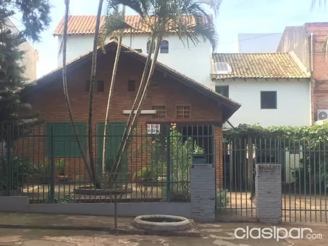 Vendo Casa de Arquitectura Alemana en barrio boquerón — foto 3
