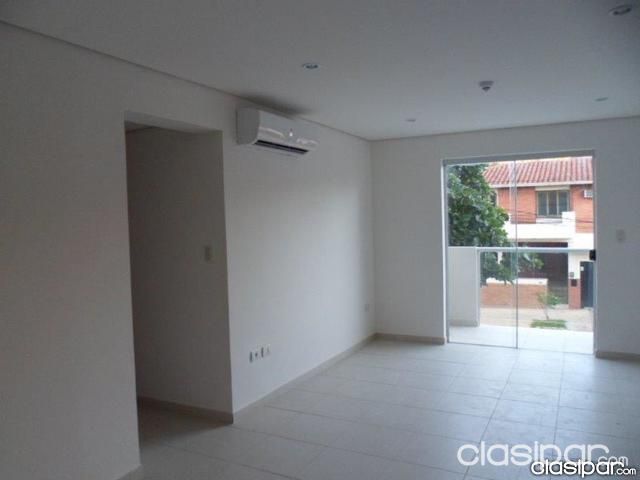 VENDO AMPLIO DEPTO. EN BARRIO LAS MERCEDES — foto 2