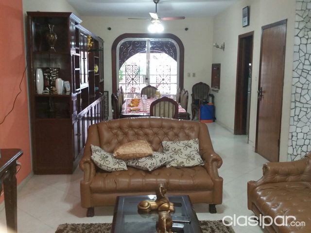 Vendo hermosa casa sobre Lillo casi San Martín exelente ubicación!!!! — foto 2