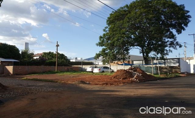 Ubicación privilegiada en CIUDAD DEL ESTE — foto 2