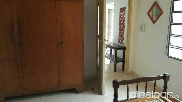 INMOBILIARIA ALQUILA Dpto. semi amoblado, en casa de familia, con entrada independiente.(sólo para mujer) — foto 3