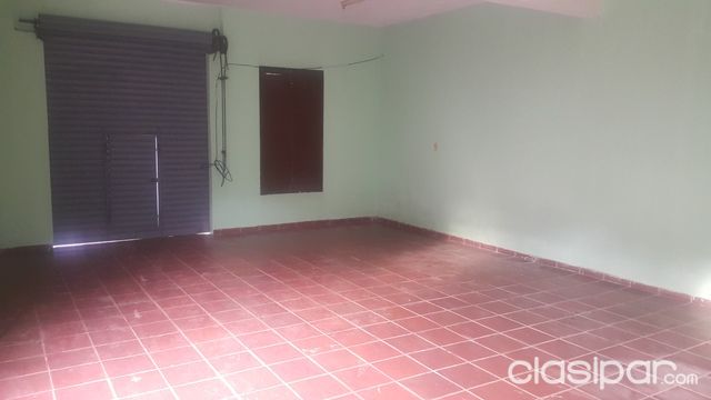 Casa luque con Local a 2 cuadras de Luisito — foto 3