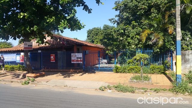 Casa en Esquina 4To Barrio Luque — foto 2