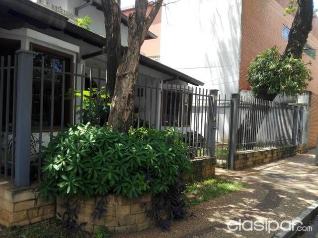 Vendo Hermosa Residencia en Villa Morra — foto 2