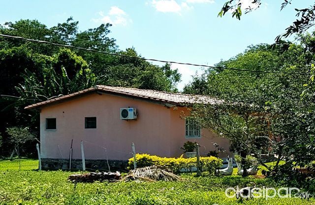REMATO CASA CON TITULO EN LUQUE ZONA YUKYRY — foto 2