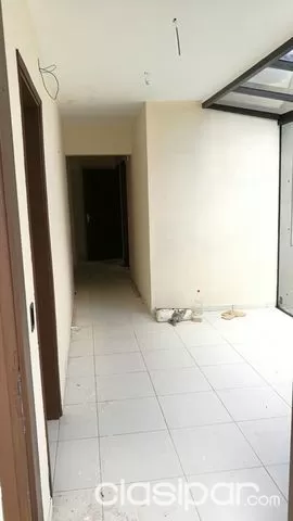 Casa para consultorio u oficina zona Seminario con 7 ambientes 4 baños — foto 3