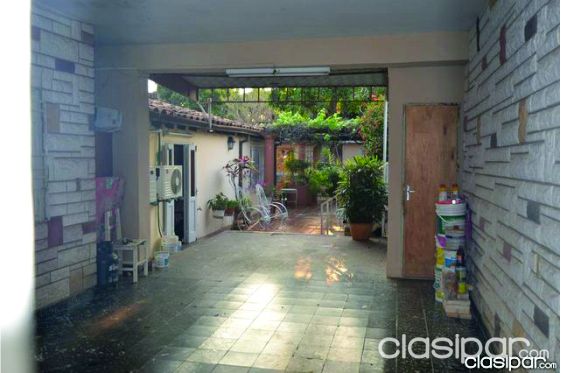HERMOSA CASA CENTRO MISMO LUQUE — foto 2