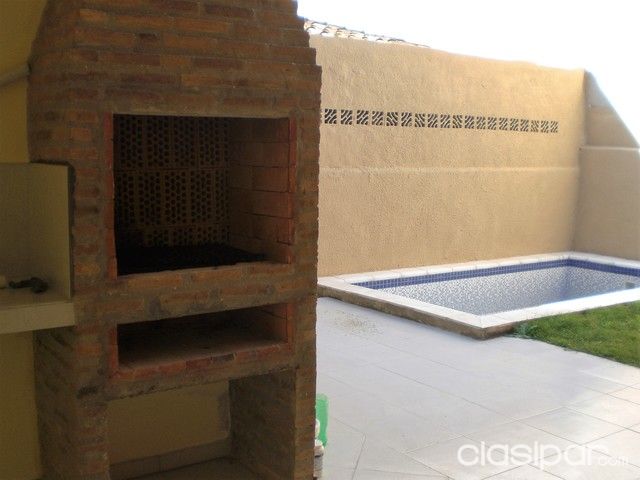 Vendo Duplex De 3 Dormitorios Con Piscina Zona Municipalidad De Asuncion — foto 2