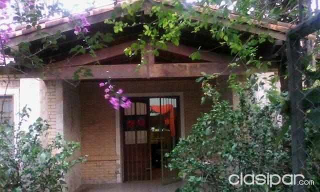 HOLA!!! OFERTAZA!! SI QUERÈS UN VERANO DIFERENTE SAN BERNARDINO TE ESPERA VENDO CASA CON PISCINA A 3 CUADRAS DEL LAGO — foto 2