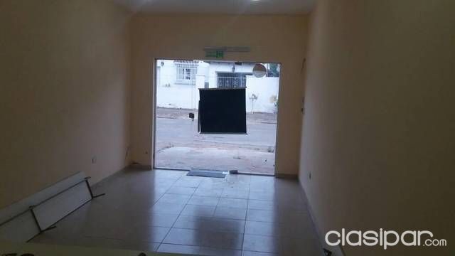 Salones comerciales en Luque - KM 12 a una cuadra del Super España — foto 2