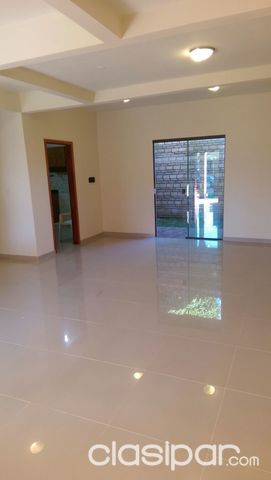 Vendo casa a estrenar en Laurelty-Luque a 10 minutos de la Av. Santa Teresa y Madame Lynch — foto 3