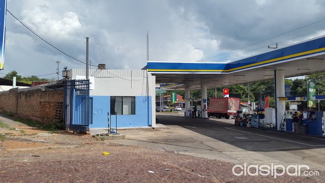VENDO SALONES Y LOCAL PARA TALLER, MISMO TERRENO — foto 2