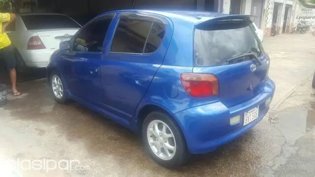 Toyota Vitz 2002 - foto 2