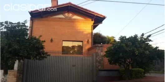 CAPITAL VENDE HERMOSA CASA DE 4 NIVELES EN BARRIO TEMBETARY!! — foto 2