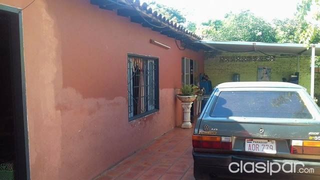 REMATO - HERMOSA CASA EN ZONA DE SAN LORENZO SOBRE UN ASFALTADO PRINCIPAL CERCA DE UN HOSPITAL PUBLICO.. — foto 3