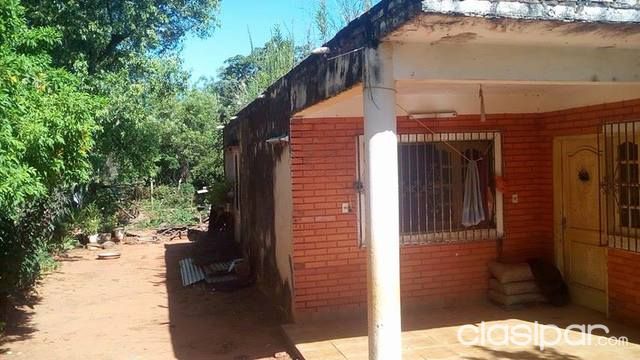 REMATO CASA CON TITULO EN LUQUE ZONA YUKYRY — foto 3