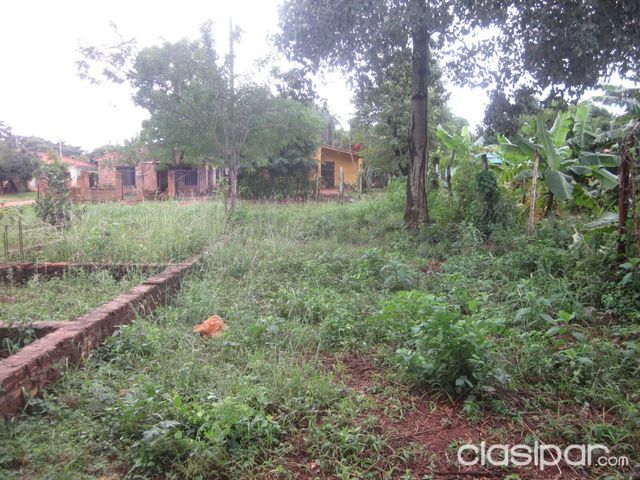 Vendo un terreno en la parada de la línea 12 isla bogado luque — foto 3