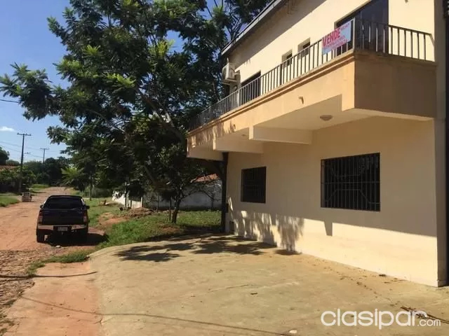VENDO FABRICA O DEPOSITO, CON DEPARTAMENTO DE 2 AMBIENTES Y SALON EN PLANTA BAJA. — foto 2