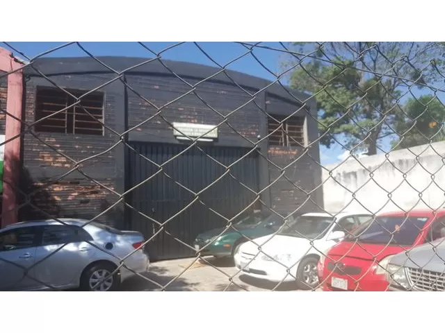 Zona Artigas, deposito de 400 m2 oferta! — foto 3
