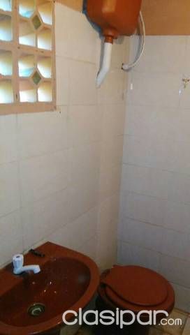 Alquilo dormitorio número 2 ( dos ) en 550.000 por mes — foto 3