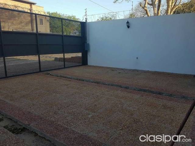 VENDO DUPLEX ZONA UNIVERSIDAD CATÓLICA DE ASUNCIÓN — foto 3