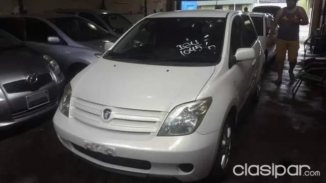 Toyota Ist 2003 - foto 2