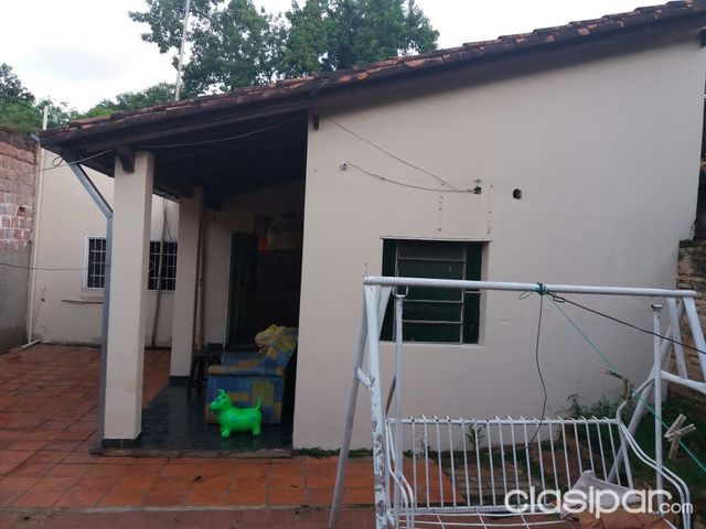 Oferto una linda casa sobre ruta Aregua - Capiatá a 100 mts del Hospital del cáncer — foto 3