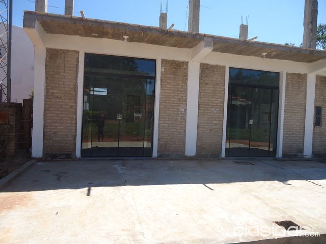 Dos Salones comerciales a extrenar en Ypan{e — foto 3