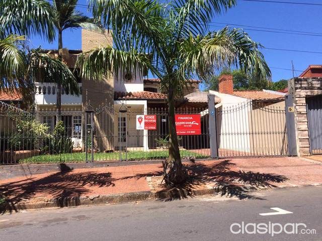 Atencion Inversionistas!! Casa para modernizar en ubicación privilegiada a pasos de Dennis Roa barrio Herrera. — foto 2