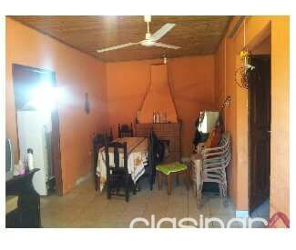 VENDO CASA A 2 CUADRAS DE LA COSTANERA DE ENCARNACIÓN — foto 3